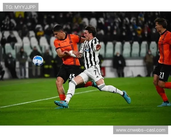 高位逼抢成欧冠主流战术，攻防转换速度与定位球重要性愈发突出