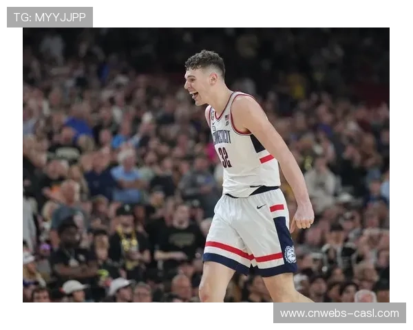 开拓者122-115逆转灰熊取背靠背胜利，克林根20+19统治篮板